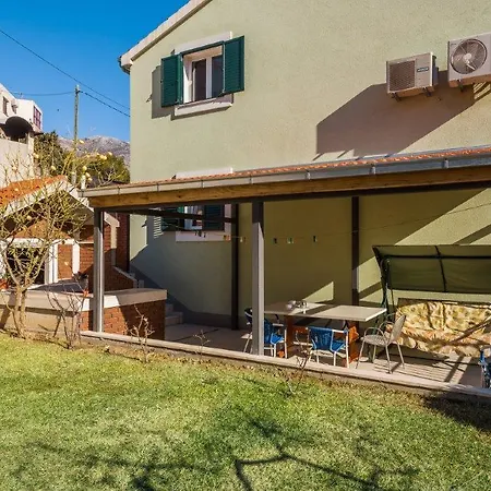 Modern Irma Apartament